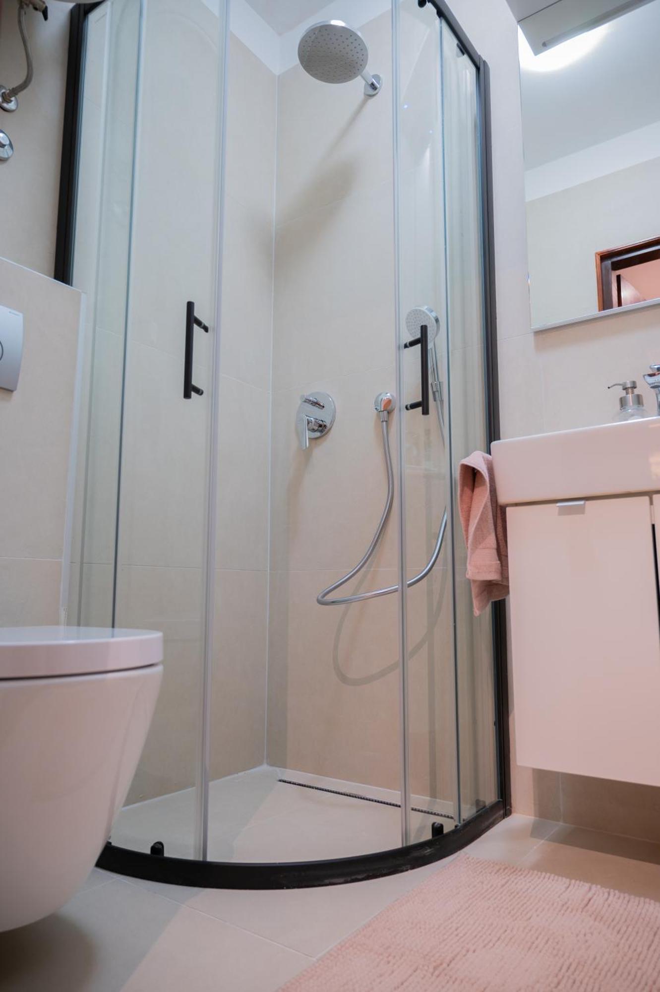 Apartman Rose-2025 Renovated Garden View ポレッチ エクステリア 写真